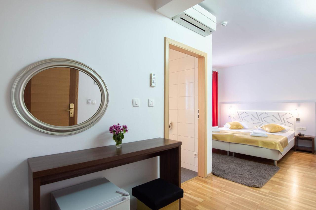 Villa Sveti Kriz Trogir Buitenkant foto