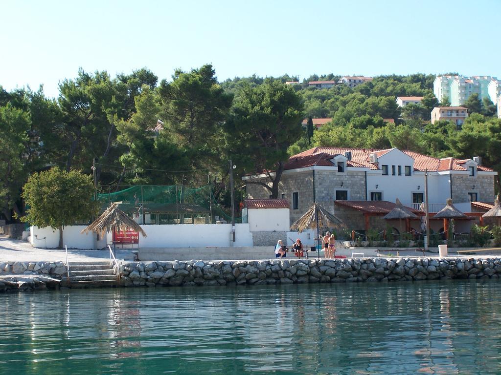 Villa Sveti Kriz Trogir Buitenkant foto
