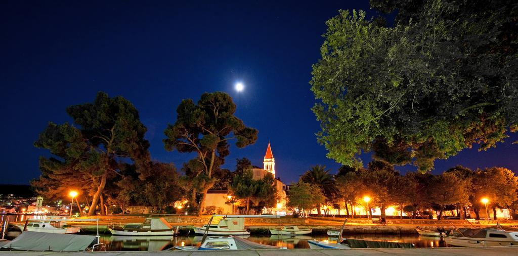 Villa Sveti Kriz Trogir Buitenkant foto